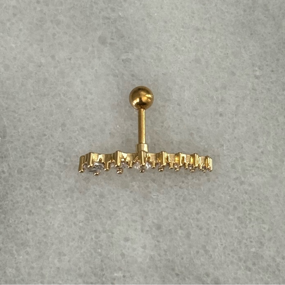 COPY - Gold Crystal Arch Cartilage Earring
Brand New - Picture 3 of 4